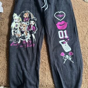 Bratz Graphic Joggers - Black